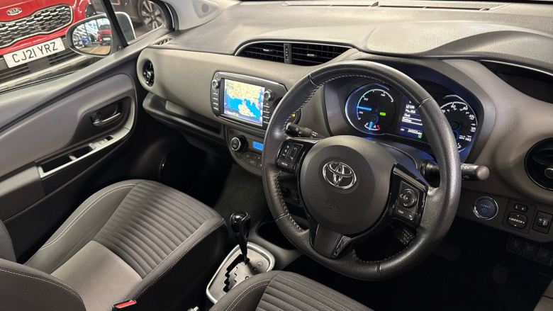Toyota Yaris 1.5 Hybrid Icon Tech 5dr CVT Hybrid Hatchback